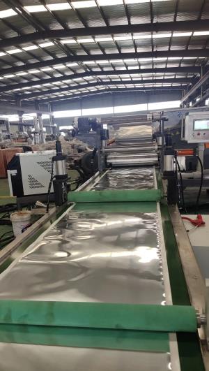 丁基阻尼隔音止震片材挤出机_丁基胶片挤出机